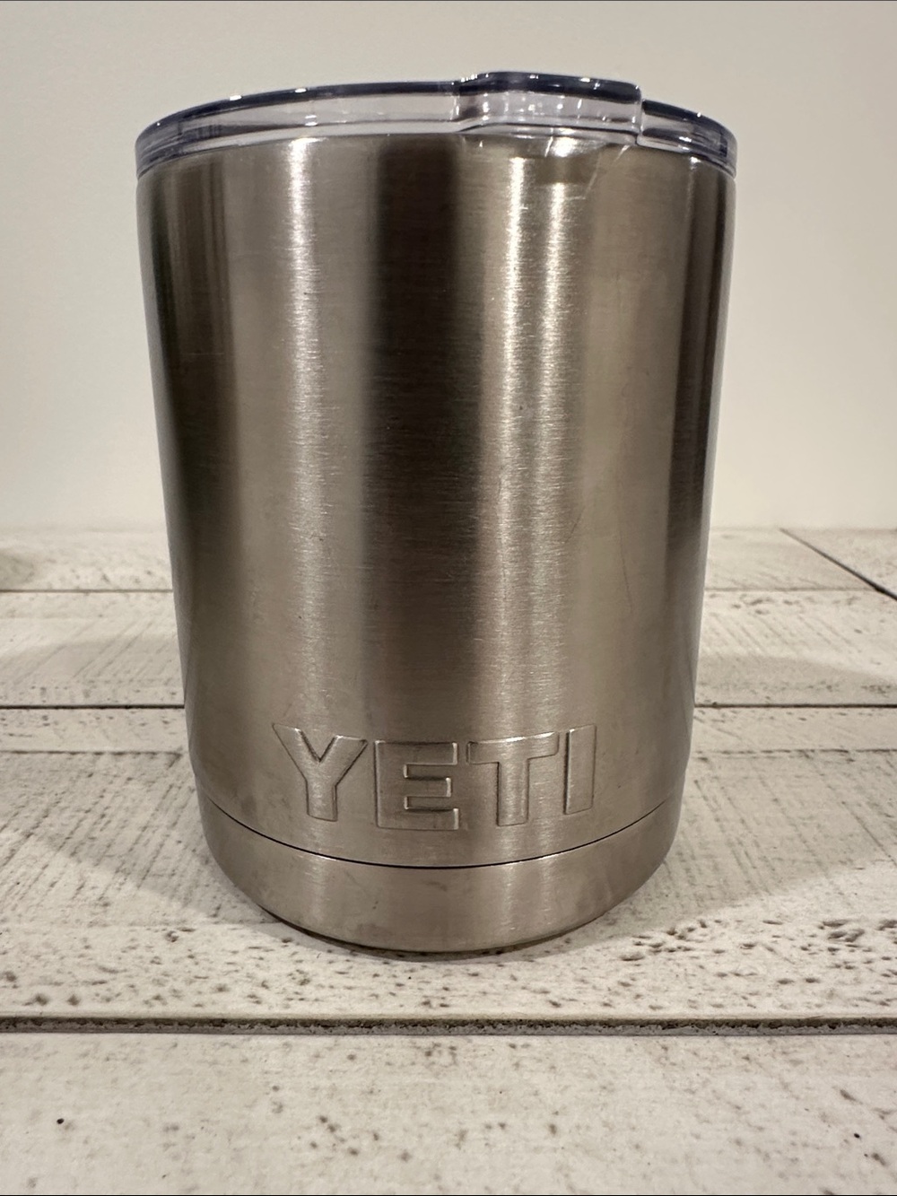 Yeti Stainless 10 oz Lowball Stainless Steel Insulated Tumbler w/Vacuum Seal Lid